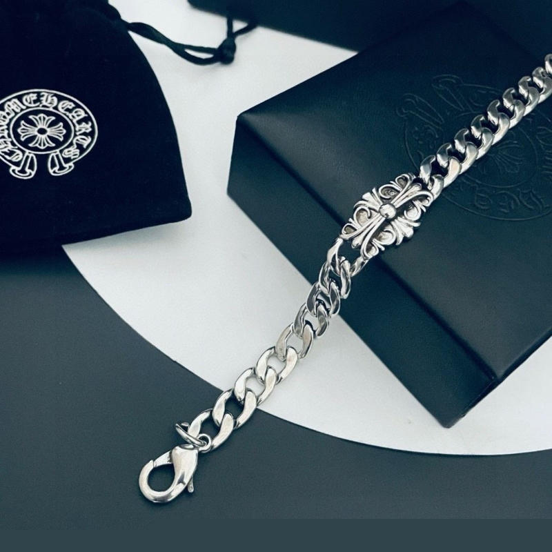 Ch**me He**ts bracelets
